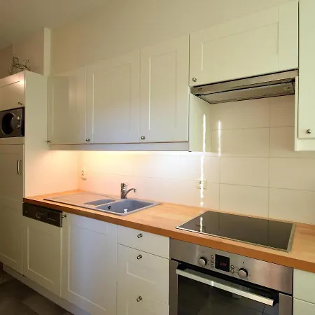 Sunny Escape By The Shore Apartment De Haan